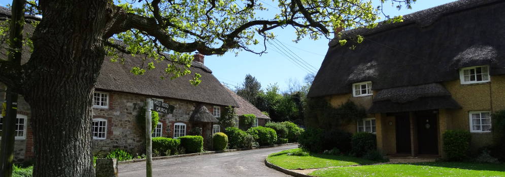 Het dorpje Coombe Keynes in Dorset, Engeland