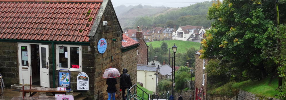Het dorp Robin Hood's Bay in Engeland