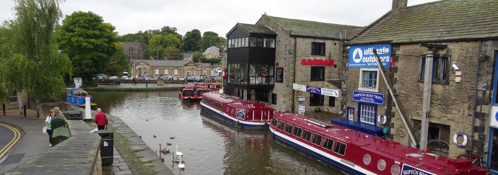 Leeds and Liverpool Canal in Skipton, Yorkshire