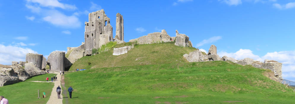 Het kasteel Corfe Castle in Dorset