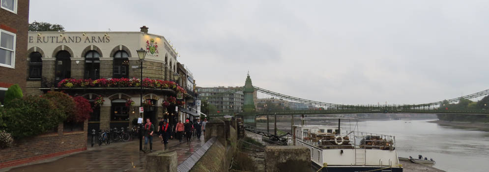 Pub langs de Theems in Hammersmith, Londen