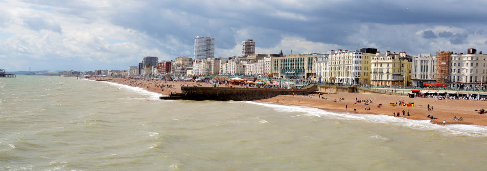 Strand van badplaats Brighton in Zuid Engeland